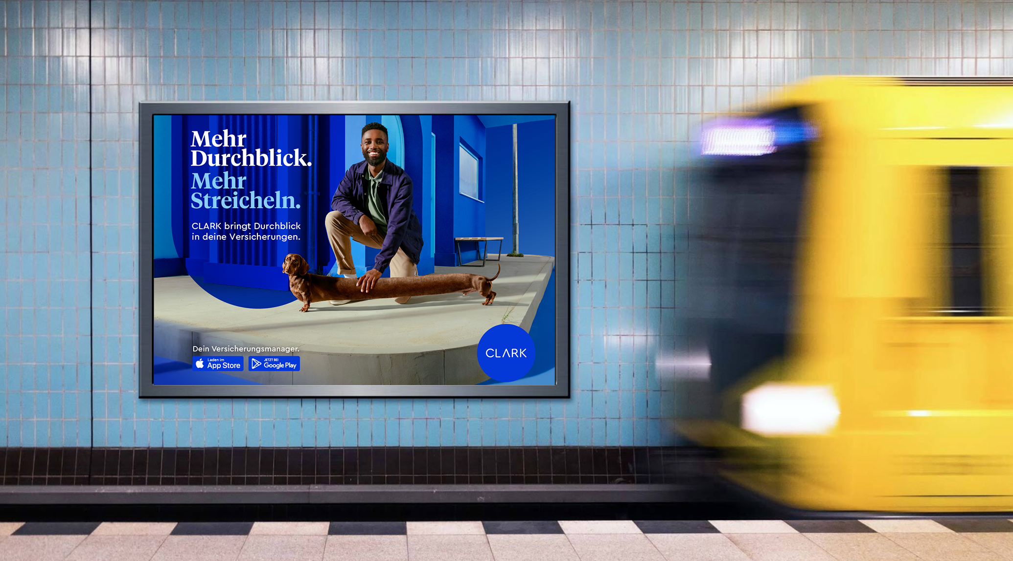 CLARK Mehr Durchblick — OOH billboard Dachshund